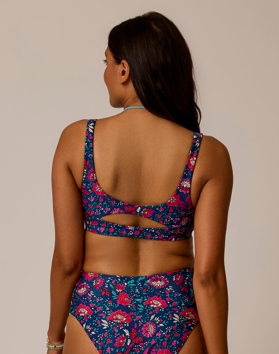 Korbyn Compression Top: Isla